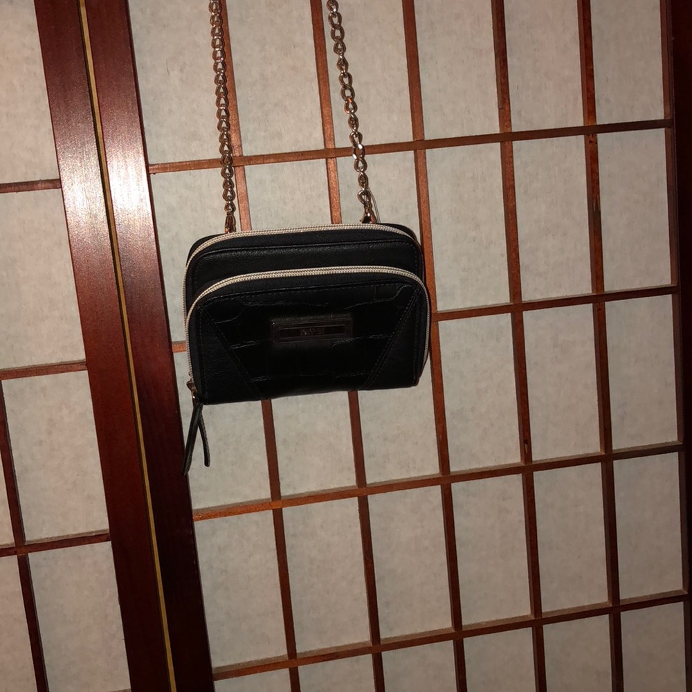 KENNETH COLE REACTION Crossbody bag.